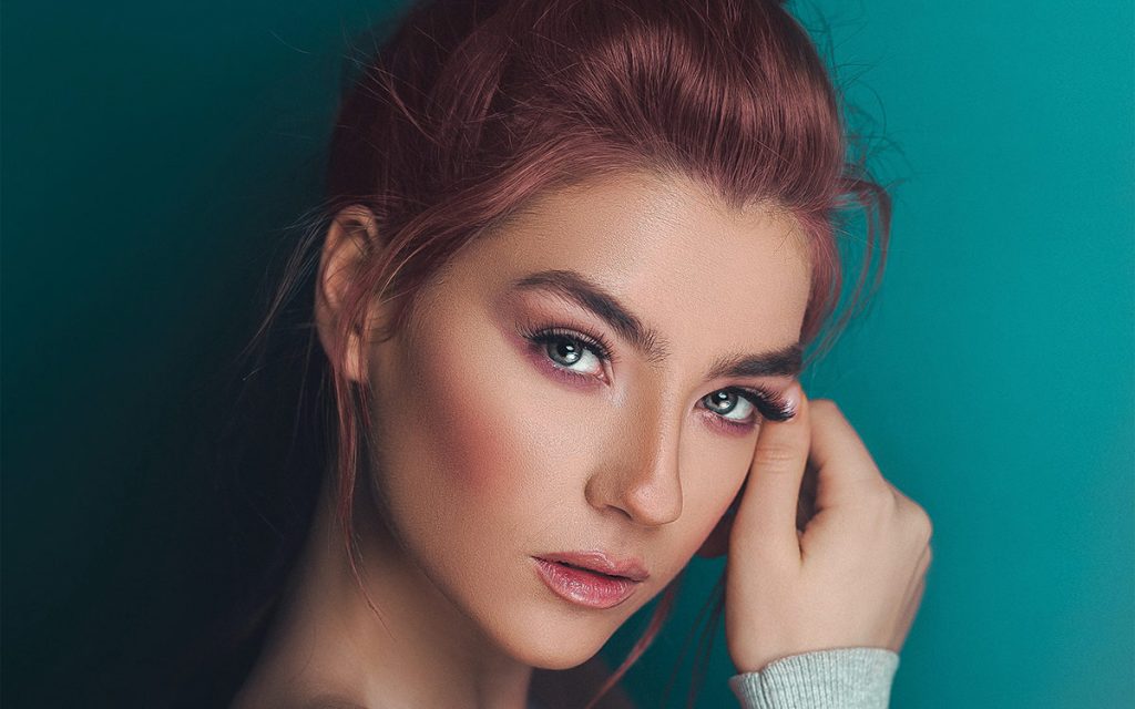 How To Handle Tough Lash Customers, According To An Expert