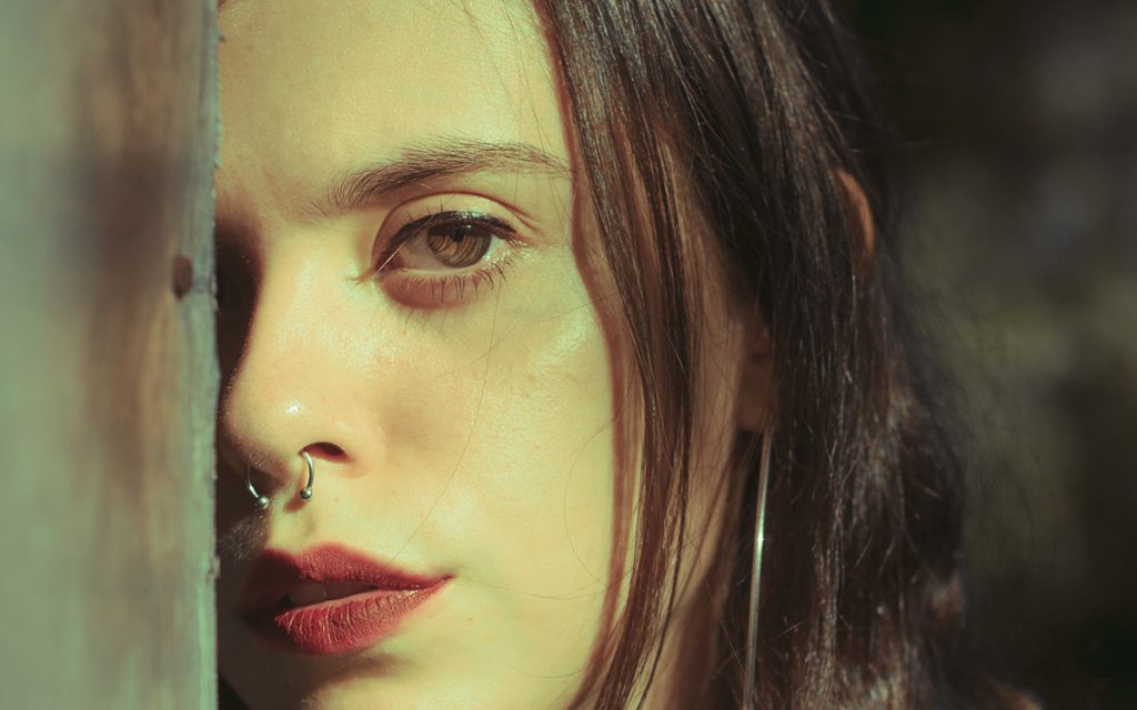 Why Should You Avoid Using Oils When Wearing Lash Extensions?