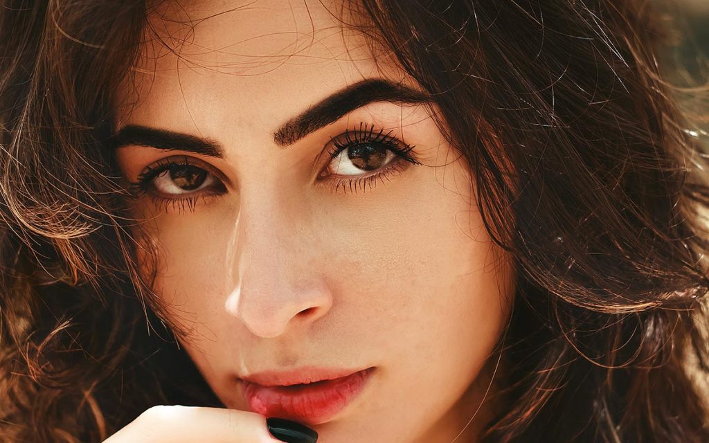 Hint On Eyelash Extension