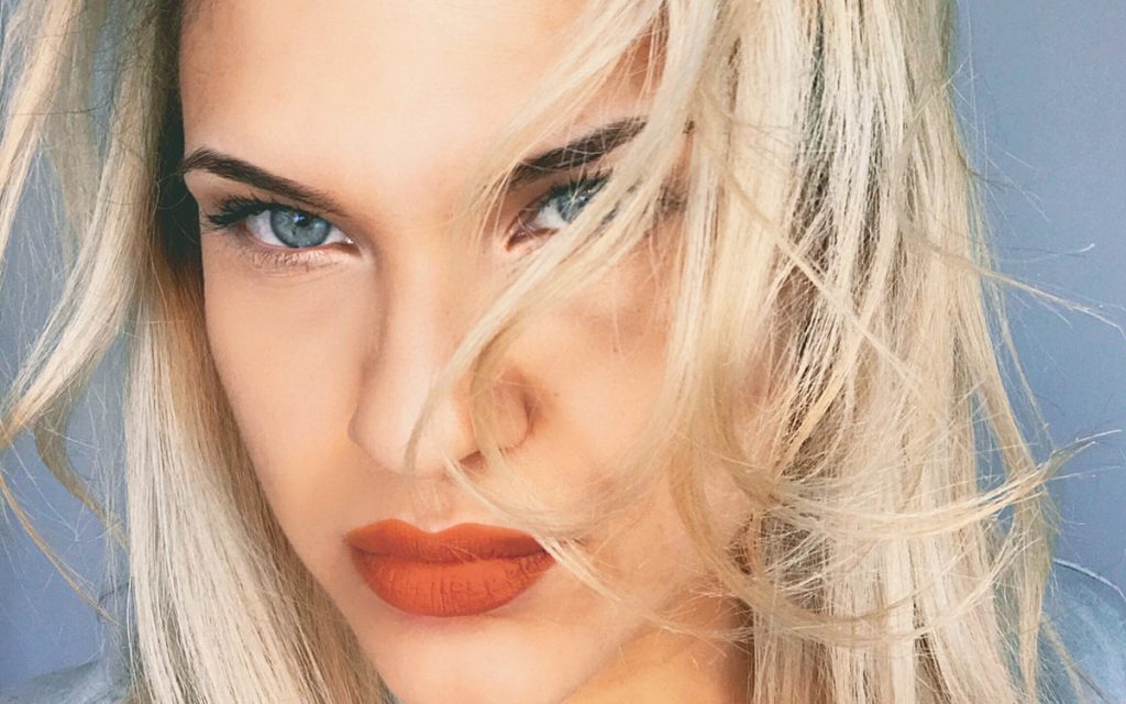 Things You Might Not Know About Glitter Lash Extensions