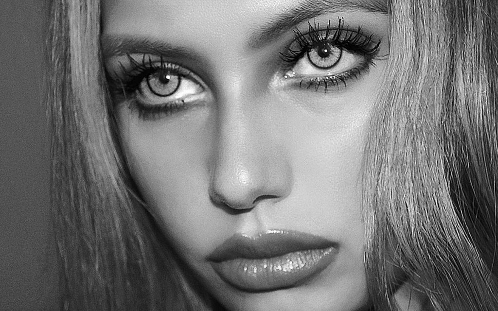 Mental Health in the Lash Industry: What Clients and Artists Need to Know