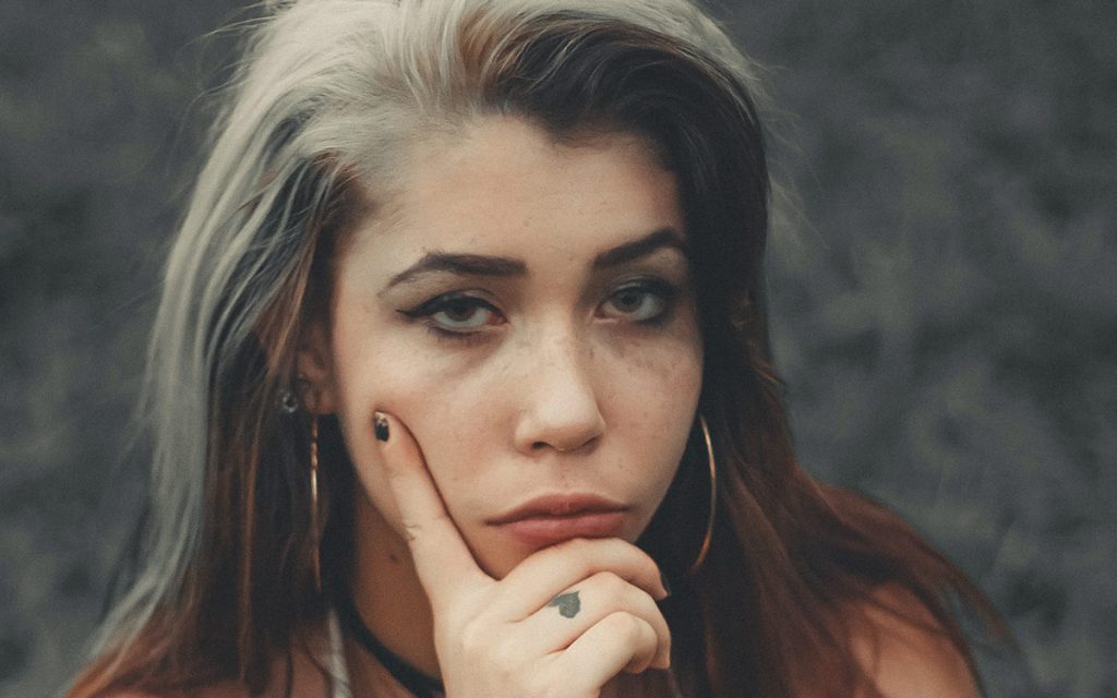 Should You Rent A Lash Room Or Be A Mobile Lash Tech