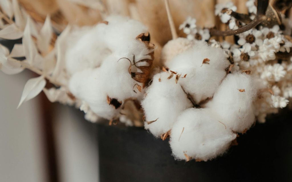 Did you know cotton reacts with glue?