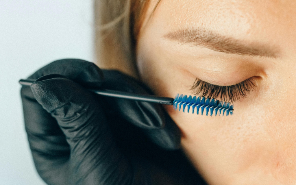 Let’s talk about the hot new trend: Angel Lashes