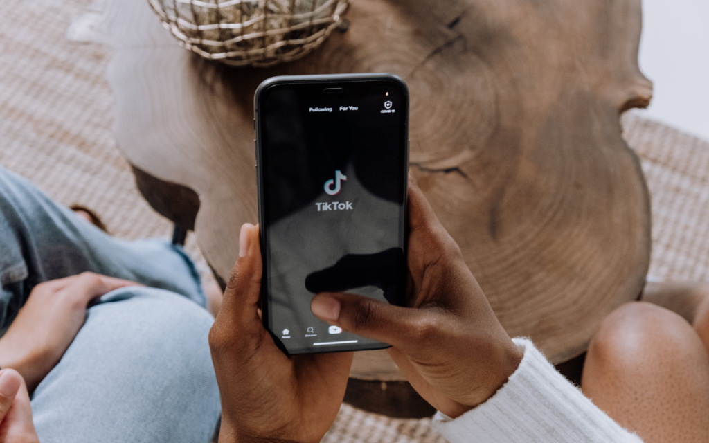 TikTok marketing tips for lash salons